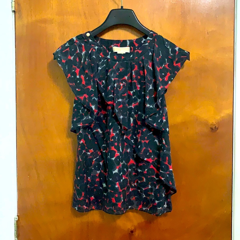 ~(4/$60) Michael Kors silk top fits a small